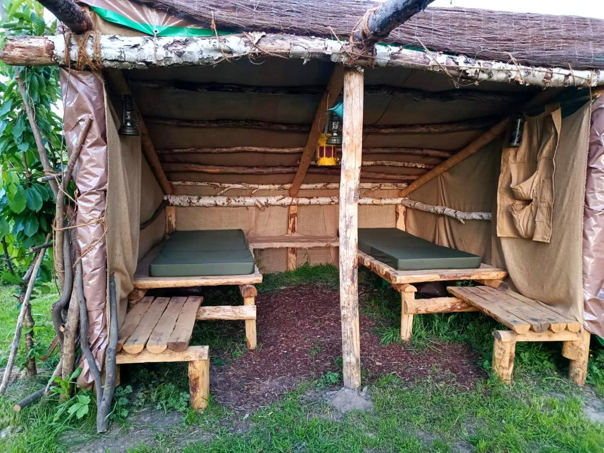 Au Pied Du Trieu, The Shelter Hotell Labroye Eksteriør bilde